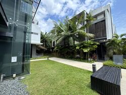 Sunrise Avenue (D28), Terrace #484923481